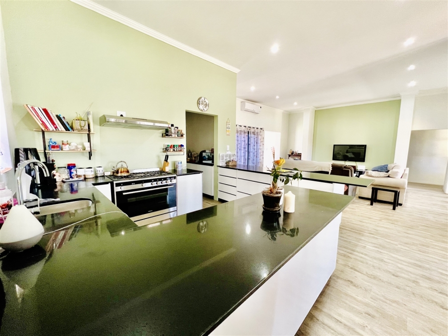 4 Bedroom Property for Sale in Mount Royal Golf Estate Western Cape